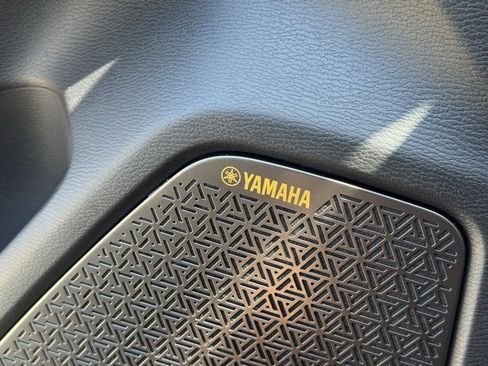 New 2025 Mitsubishi Outlander SE image 20