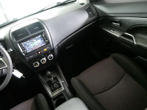 Used 2019 Mitsubishi Outlander Sport AWD image 11