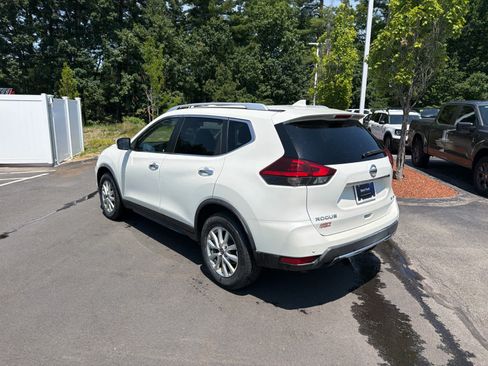 Used 2019 Nissan Rogue SV AWD/4WD image 7
