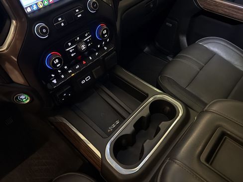 Used 2020 Chevrolet Silverado 3500 High Country w/ Technology Package AWD/4WD image 19