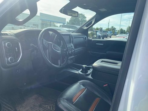 Used 2020 GMC Sierra 1500 AT4 w/ AT4 Premium Package AWD/4WD image 6