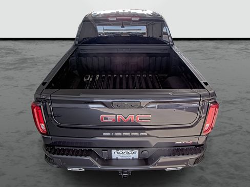 Used 2025 GMC Sierra 1500 AT4 image 3