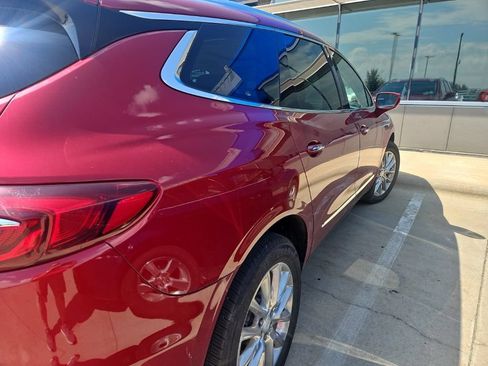 Used 2019 Buick Enclave Premium w/ Experience Buick Package FWD image 5