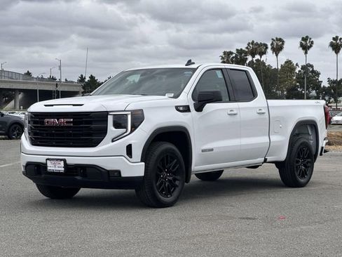 New 2026 GMC Sierra 1500 Elevation image 6