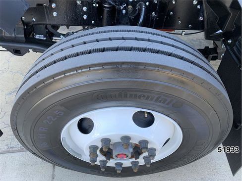 Used 2025 Isuzu FTR 6500 XD image 14