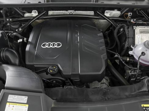 Used 2024 Audi Q5 2.0T Premium AWD/4WD image 48