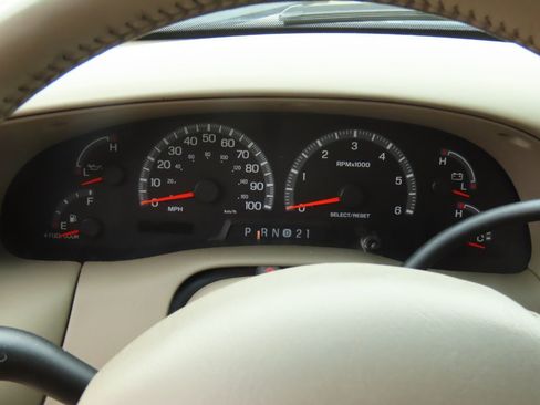 Used 2002 Ford F150 XLT image 20