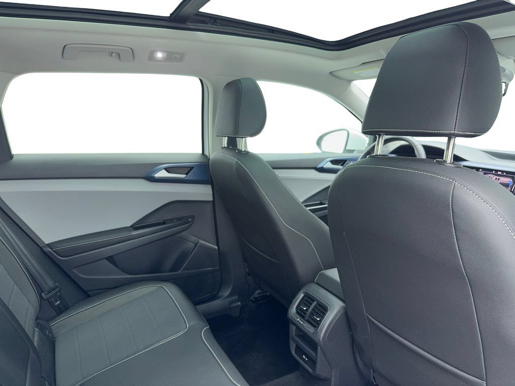 Used 2024 Volkswagen Taos SE FWD image 49