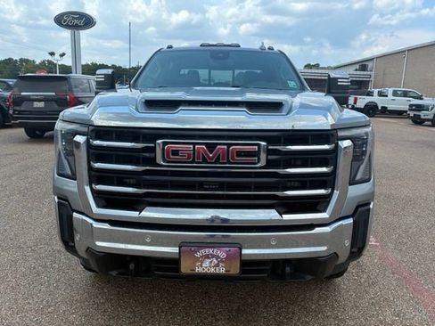 Used 2025 GMC Sierra 2500 SLT w/ Texas SLT Premium Package AWD/4WD image 2