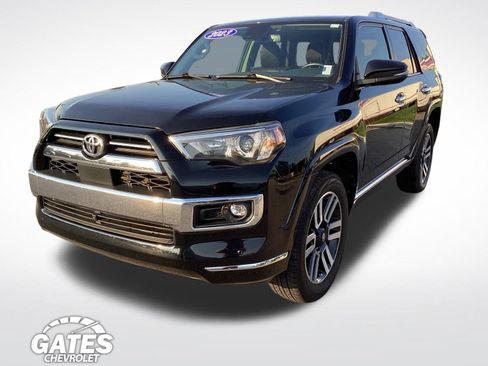 Used 2023 Toyota 4Runner Limited AWD/4WD image 6