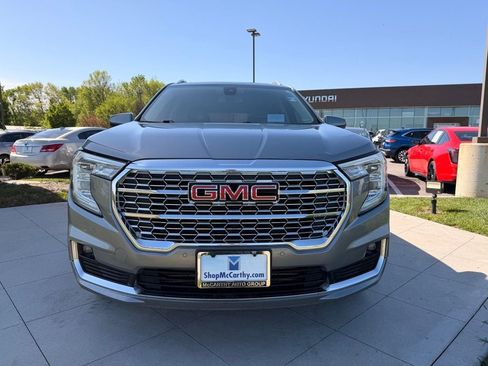 Used 2023 GMC Terrain Denali AWD/4WD image 12
