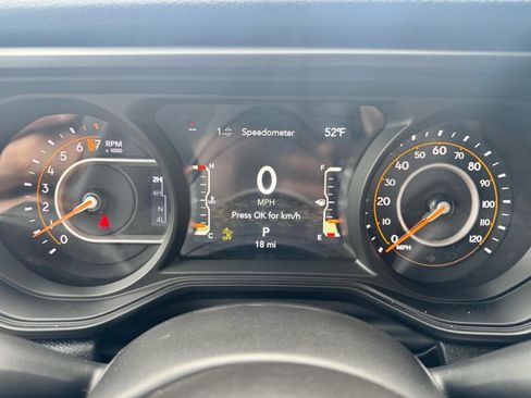 Used 2026 Jeep Gladiator Sport image 26