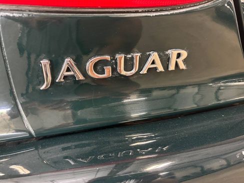 Used 1998 Jaguar XK8 Convertible RWD image 12