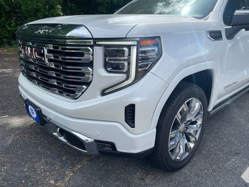 Used 2024 GMC Sierra 1500 Denali AWD/4WD image 10