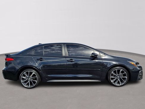 Used 2022 Toyota Corolla SE image 7