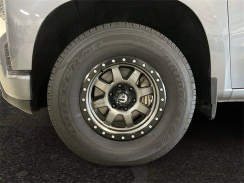 Used 2020 Chevrolet Silverado 1500 RST image 11