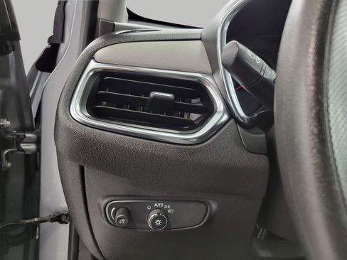 Used 2024 Chevrolet Equinox LS image 10