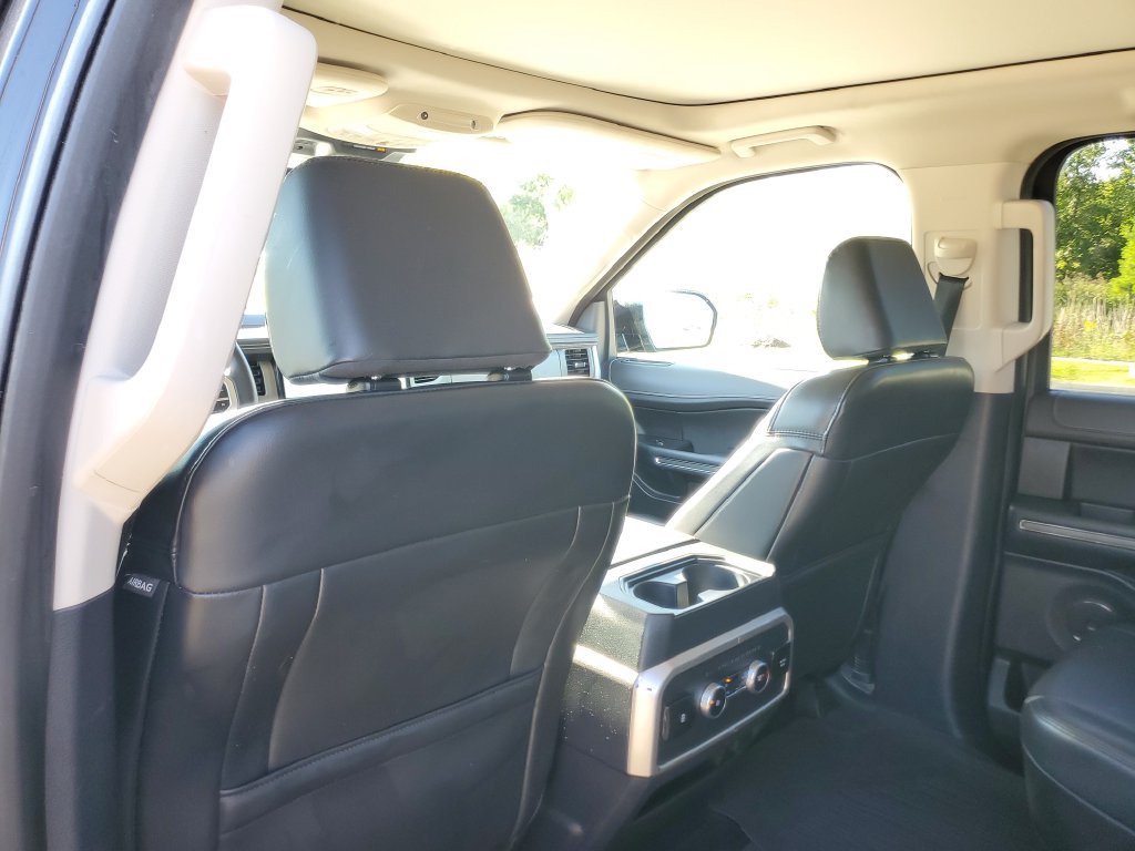 Used 2022 Ford Expedition XLT AWD/4WD image 27