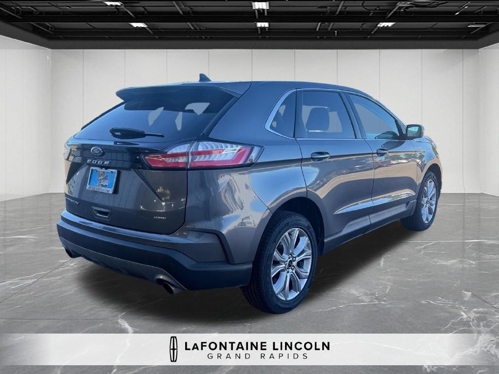 Used 2023 Ford Edge Titanium w/ Cold Weather Package AWD/4WD image 5