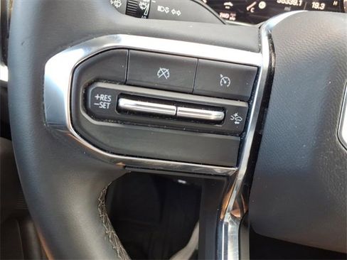 Used 2024 GMC Canyon Elevation w/ Elevation Premium Package image 25