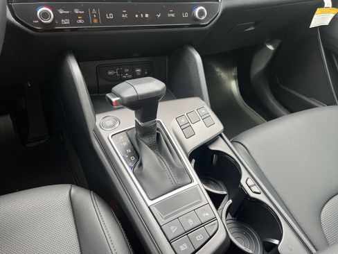 New 2026 Kia Sportage EX w/ EX Panorama Roof Package image 14