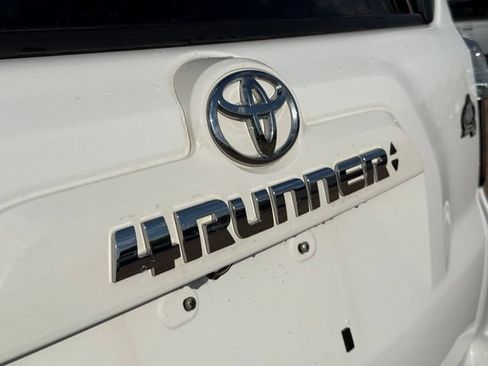Used 2023 Toyota 4Runner SR5 Premium w/ SR5 Premium Package AWD/4WD image 14