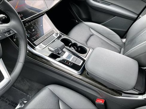 Used 2023 Audi Q7 3.0T Premium Plus AWD/4WD image 17