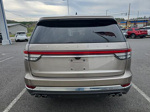 Used 2021 Lincoln Aviator Reserve w/ Elements Package Plus AWD/4WD image 4