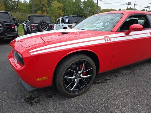 Used 2010 Dodge Challenger R/T image 72