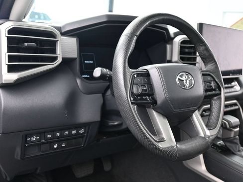 Used 2023 Toyota Tundra Limited AWD/4WD image 14