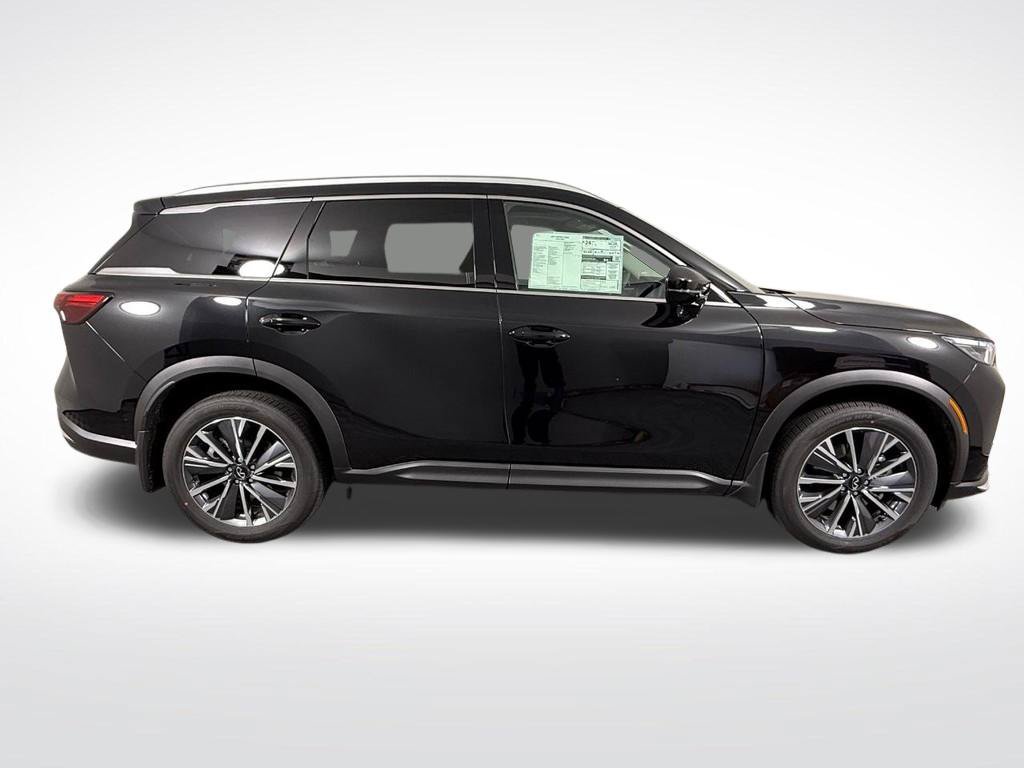 New 2027 INFINITI QX60 Luxe AWD/4WD image 2