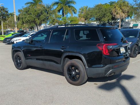 Used 2022 GMC Acadia AT4 w/ Technology Package image 8