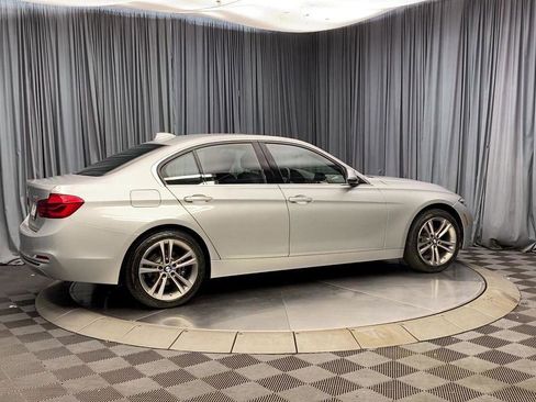 Used 2018 BMW 330i xDrive Sedan AWD/4WD image 10