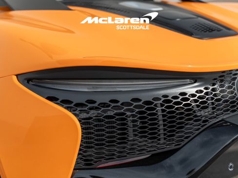 New 2026 McLaren Artura image 14