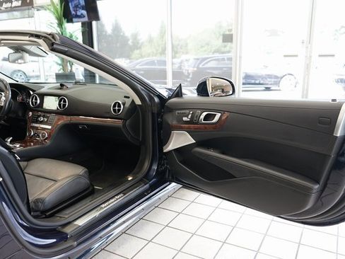 Used 2015 Mercedes-Benz SL 550 SL 550 image 48