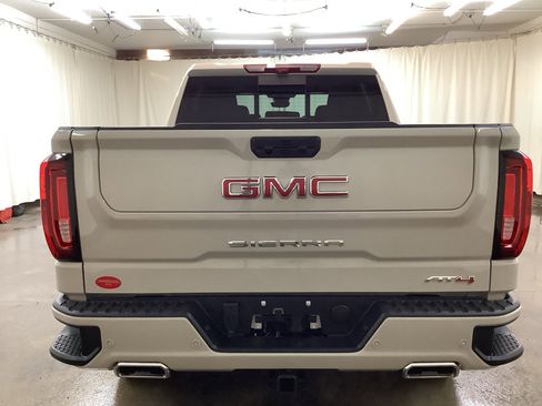 New 2026 GMC Sierra 1500 AT4 w/ AT4 Premium Package AWD/4WD image 7