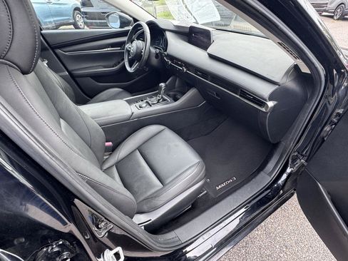 Used 2020 MAZDA MAZDA3 Sedan w/ Select Package FWD image 11
