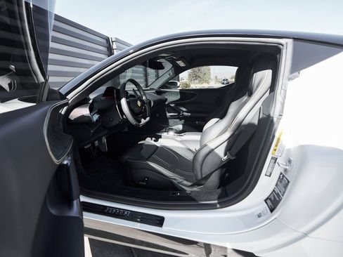 Used 2023 Ferrari SF90 Stradale image 37