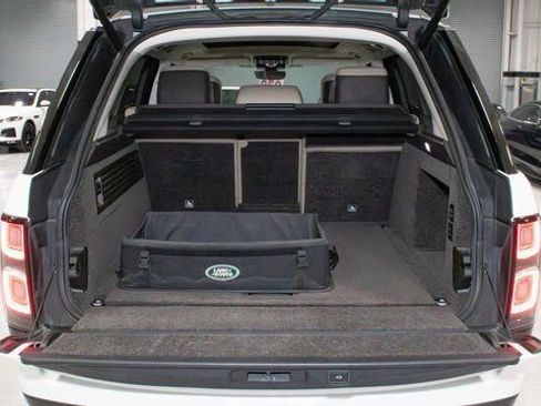 Used 2021 Land Rover Range Rover Westminster Edition image 13