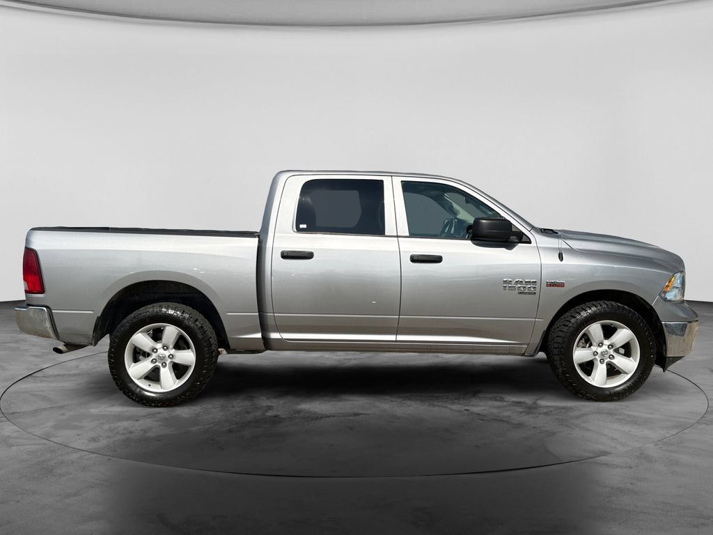 Used 2023 RAM 1500 Classic SLT AWD/4WD image 11