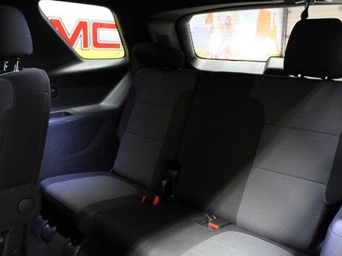 Used 2023 Chevrolet Traverse LT w/ LPO, Floor Liner Package AWD/4WD image 15