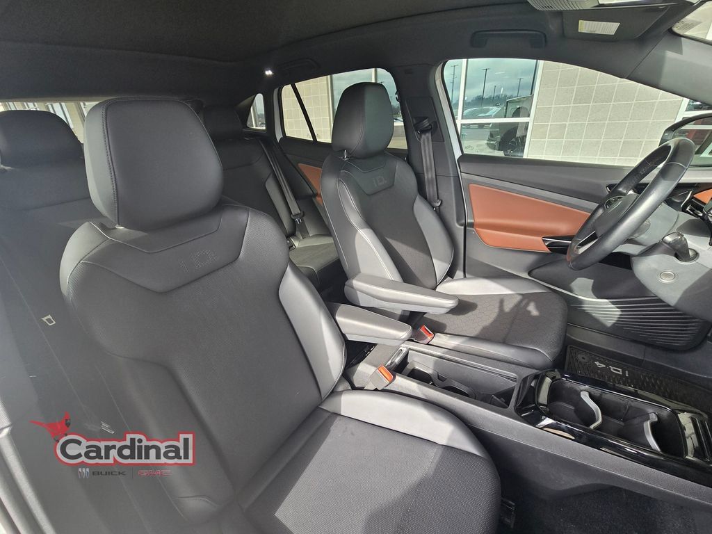 Used 2021 Volkswagen ID.4 Pro S w/ ID.4 Protection Package RWD image 17