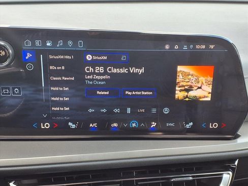 New 2026 Chevrolet Traverse LT w/ Sun and Wheel Package image 12