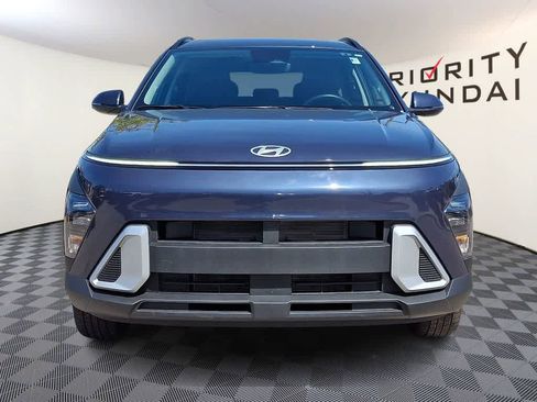 Used 2025 Hyundai Kona SEL AWD/4WD image 2