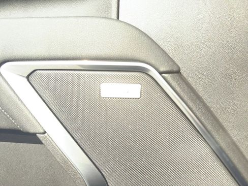 New 2026 GMC Sierra 2500 SLT w/ SLT Convenience Package image 18