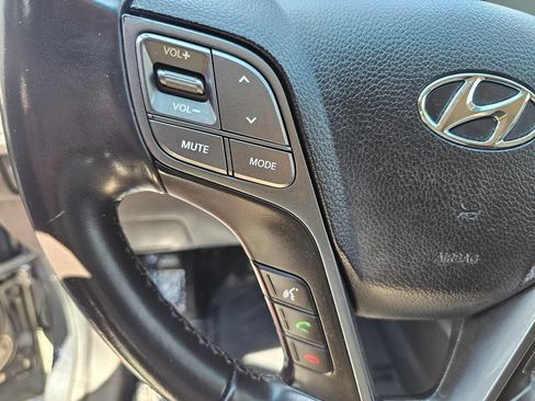 Used 2018 Hyundai Santa Fe Sport FWD image 26