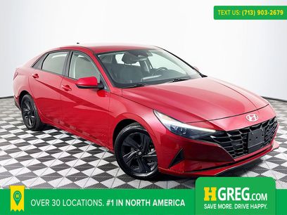Used 2021 Hyundai Elantra SEL w/ Convenience Package