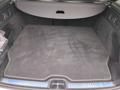 Certified 2025 Mercedes-Benz GLC 350e 4MATIC image 9