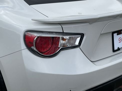 Used 2015 Scion FR-S RWD image 35