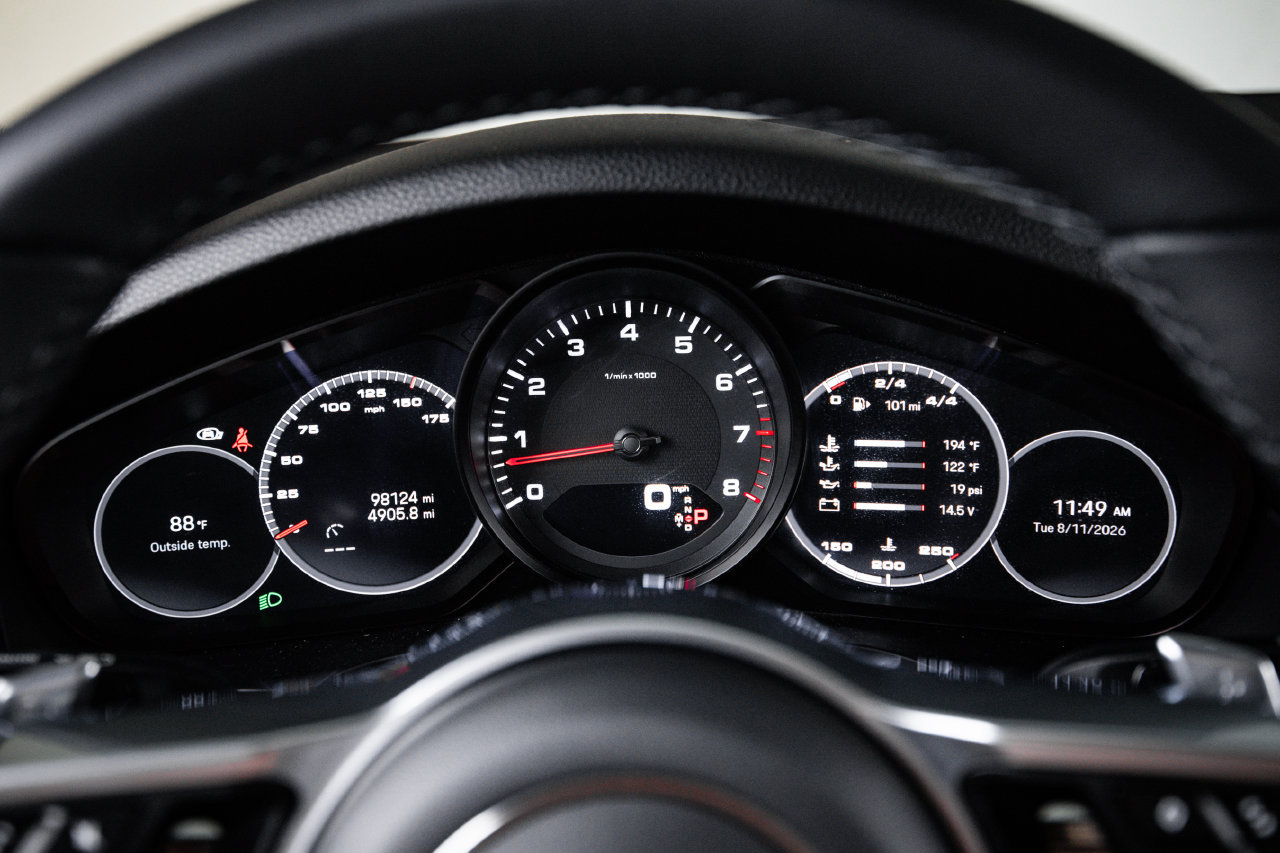 Certified 2023 Porsche Cayenne Platinum Edition AWD/4WD image 15